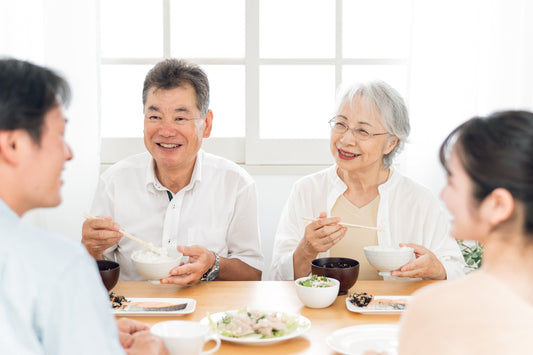 ご年配の方に選ばれている理由｜「ほんとうにすべらないお箸」とは？